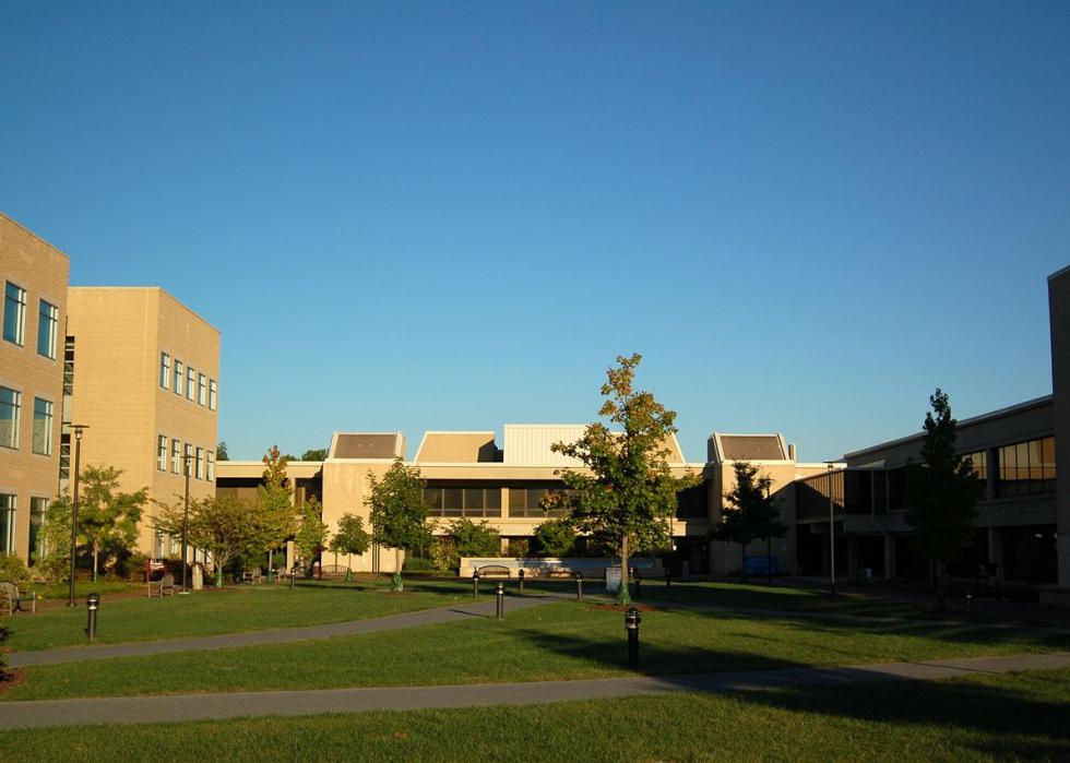 croppedCommColleges21MD6XPPjpg