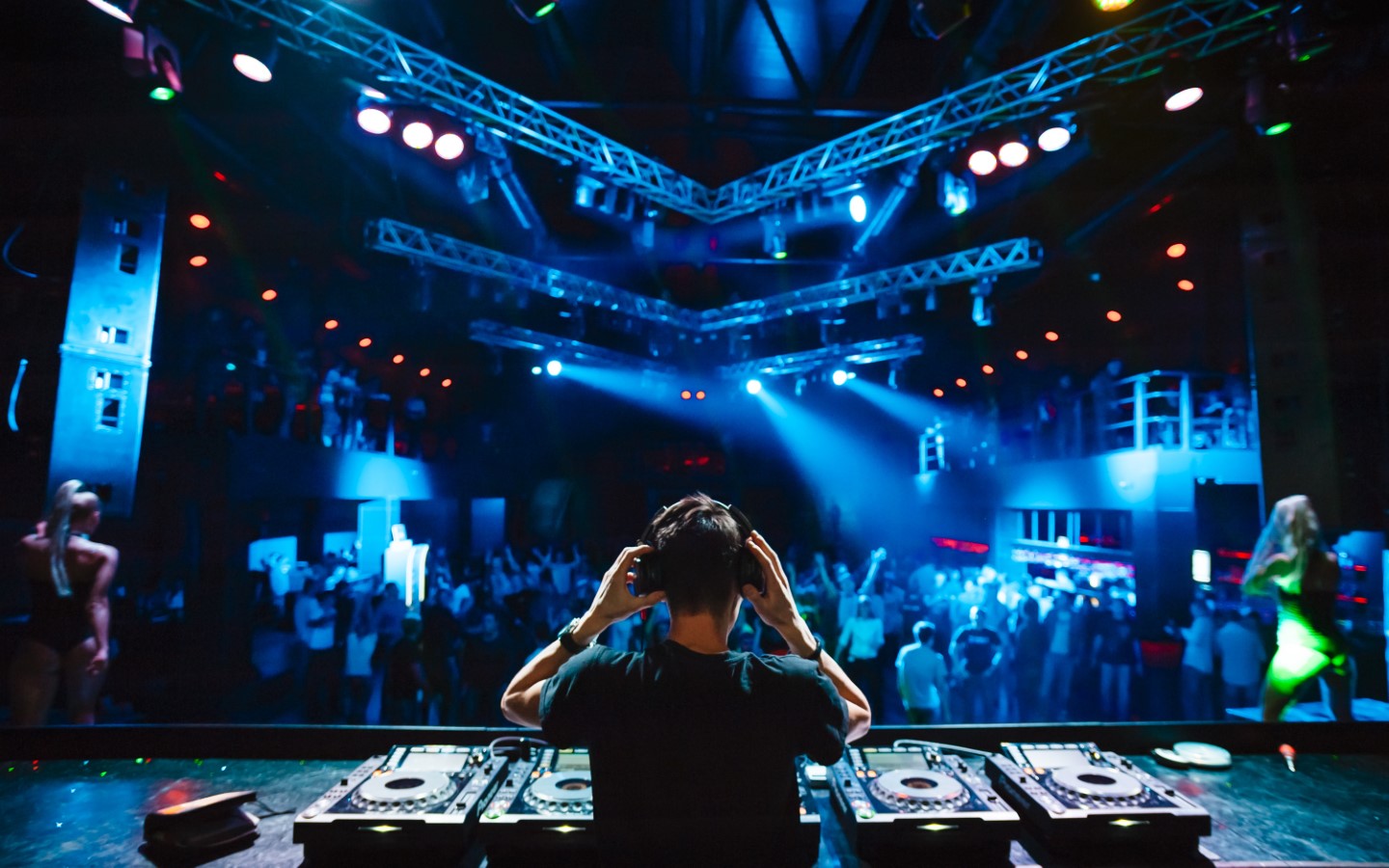 dj at club