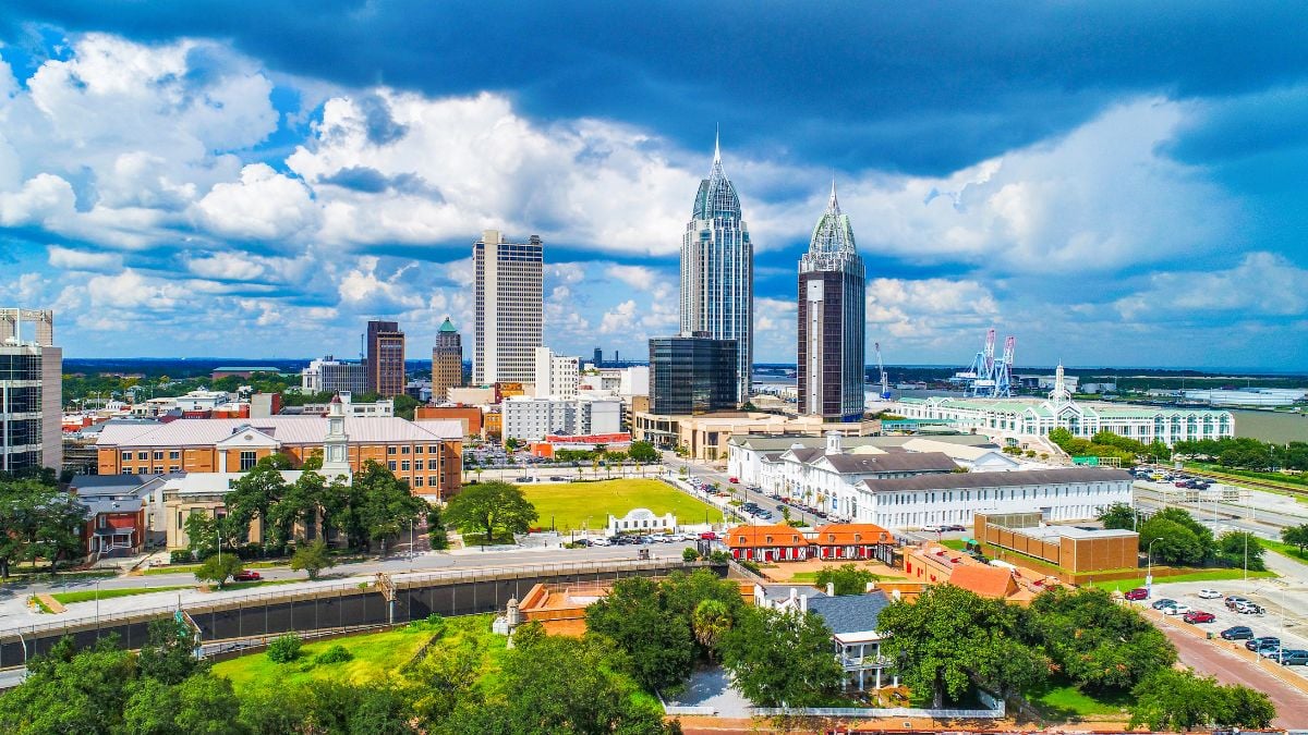 mobile alabama skyline