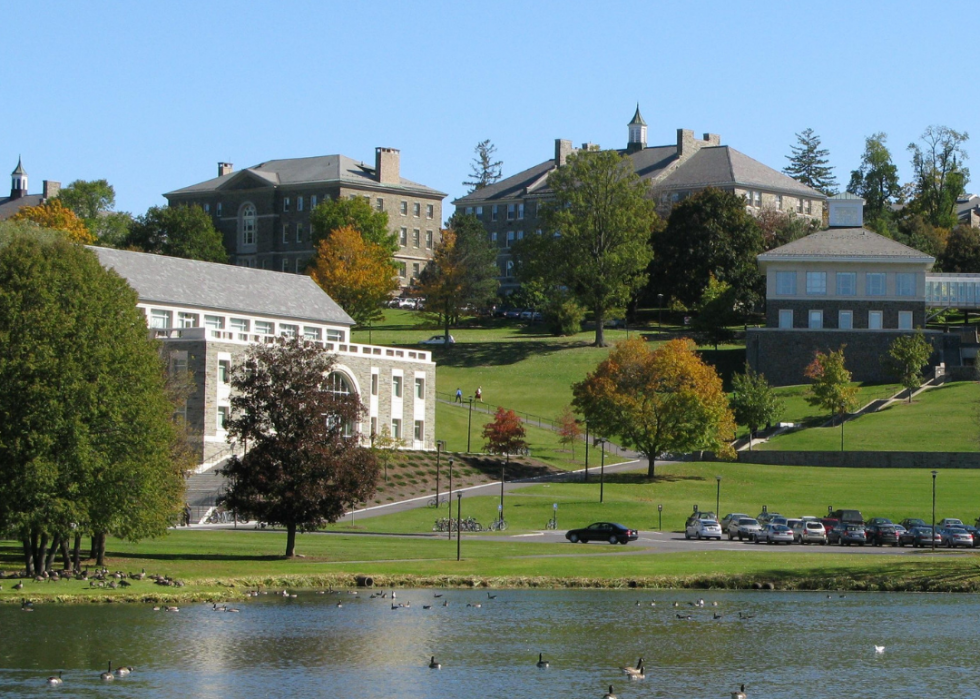croppedEastCoastColleges13Colgate1png