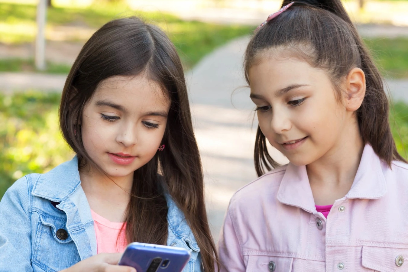 cellphone kids