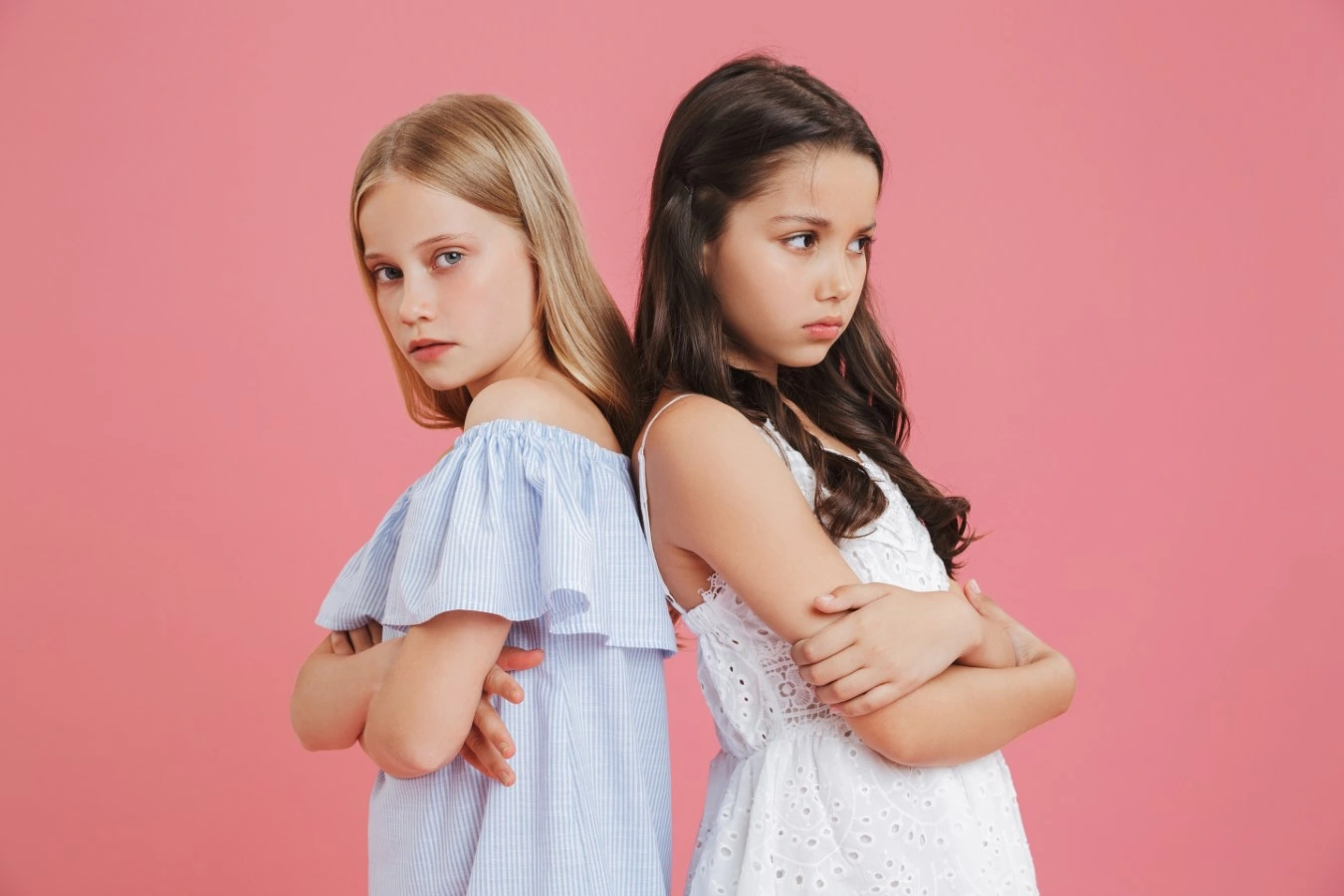girls arms folded