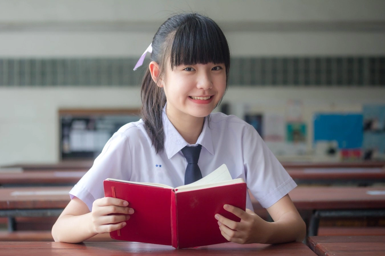 high schooler asian