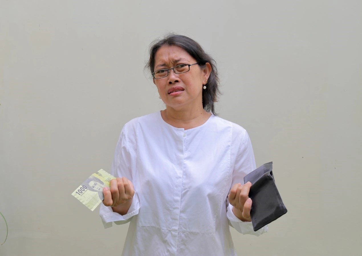 woman worried about money